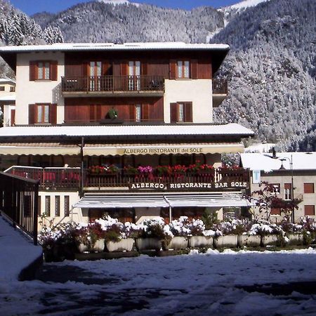 Albergo Ristorante Sole Mezzoldo Bagian luar foto