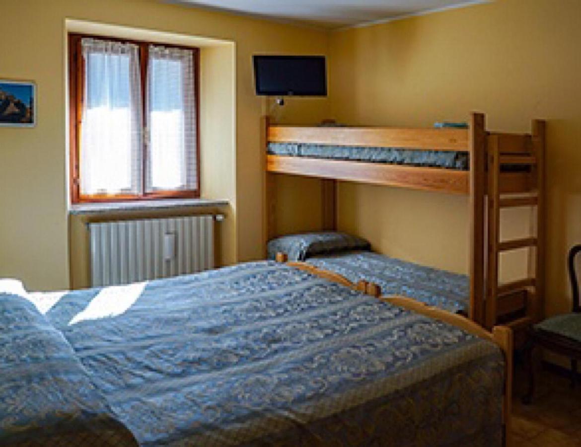 Albergo Ristorante Sole Mezzoldo Bagian luar foto