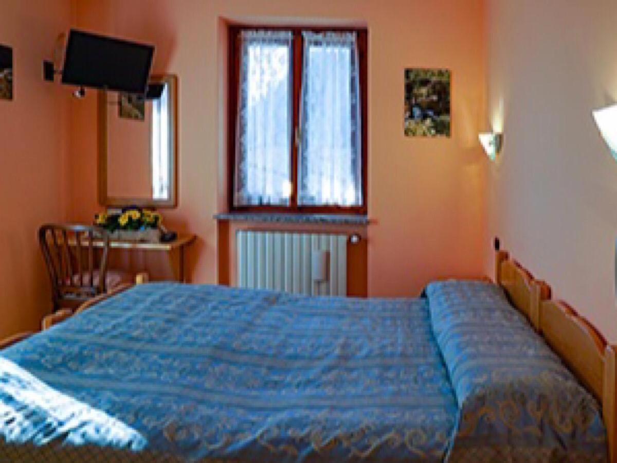 Albergo Ristorante Sole Mezzoldo Bagian luar foto